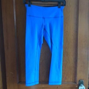 Lululemon Capri pants